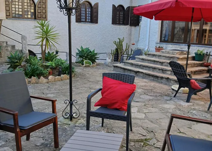 Casa Da Tauria 3*