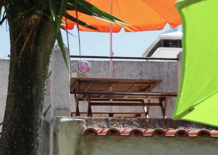 ゲストハウス Casa Da Tauria 3*