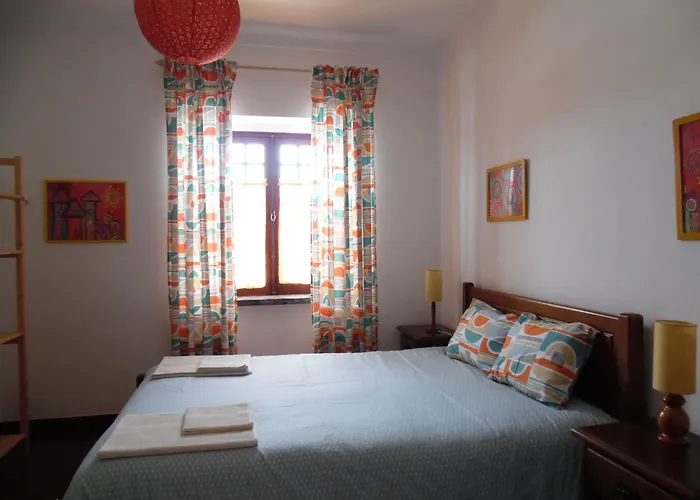 Casa Da Tauria 3* アトウギア・ダ・バレイア