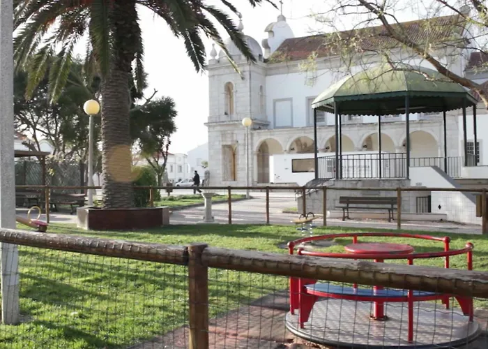 ゲストハウス Casa Da Tauria 3*